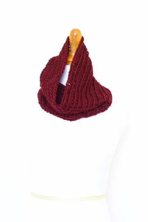Crochet infinity scarf in red color, chunky cowl - 12 colors available