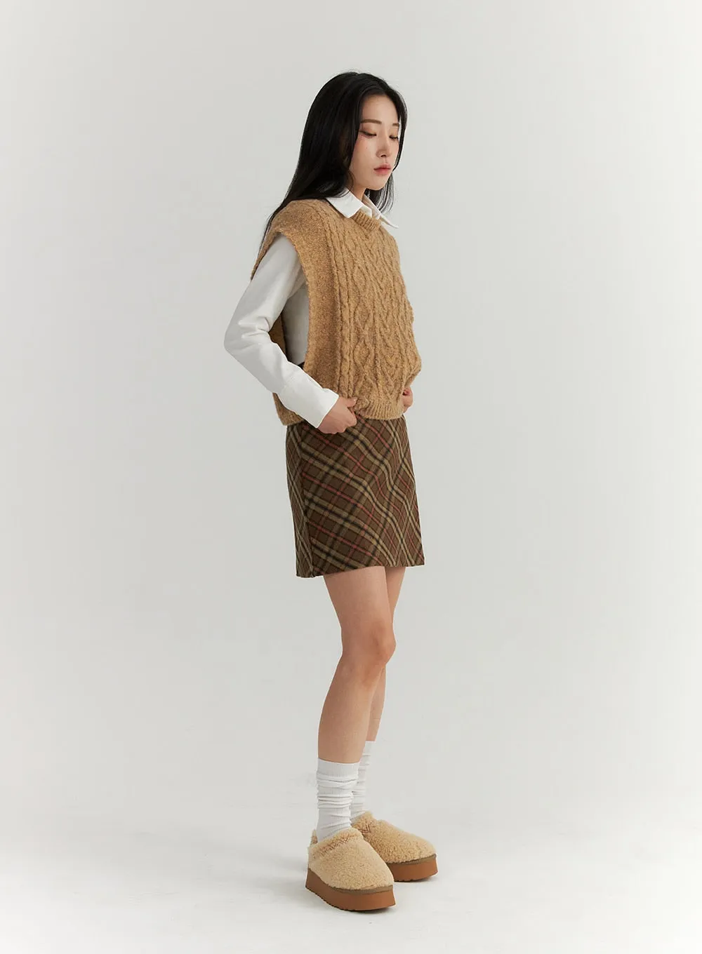 Recycled Polyester Cable Knit Sweater Vest CD314