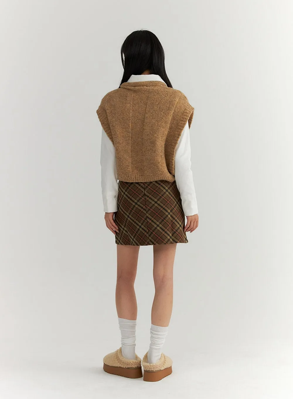 Recycled Polyester Cable Knit Sweater Vest CD314