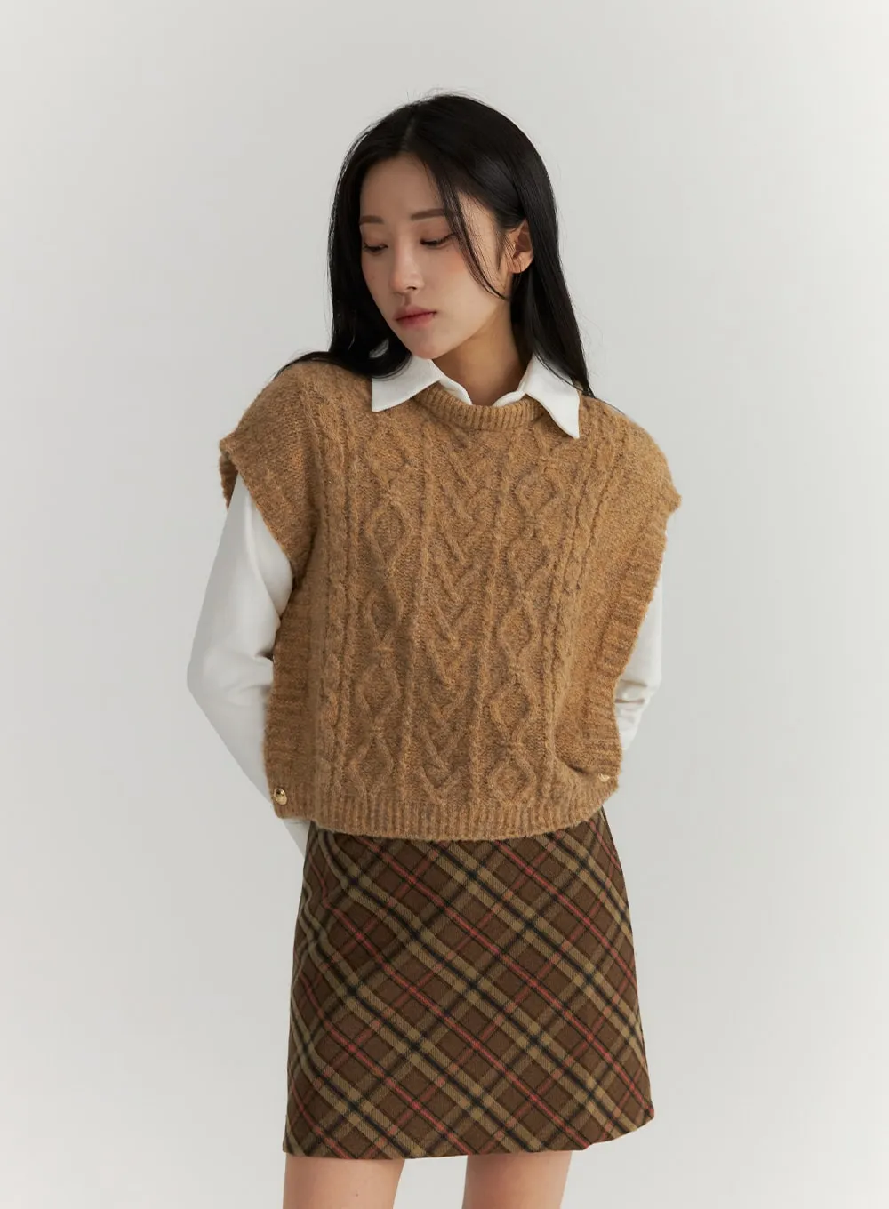 Recycled Polyester Cable Knit Sweater Vest CD314