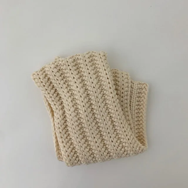 WARM KNIT CHUNKY SCARF