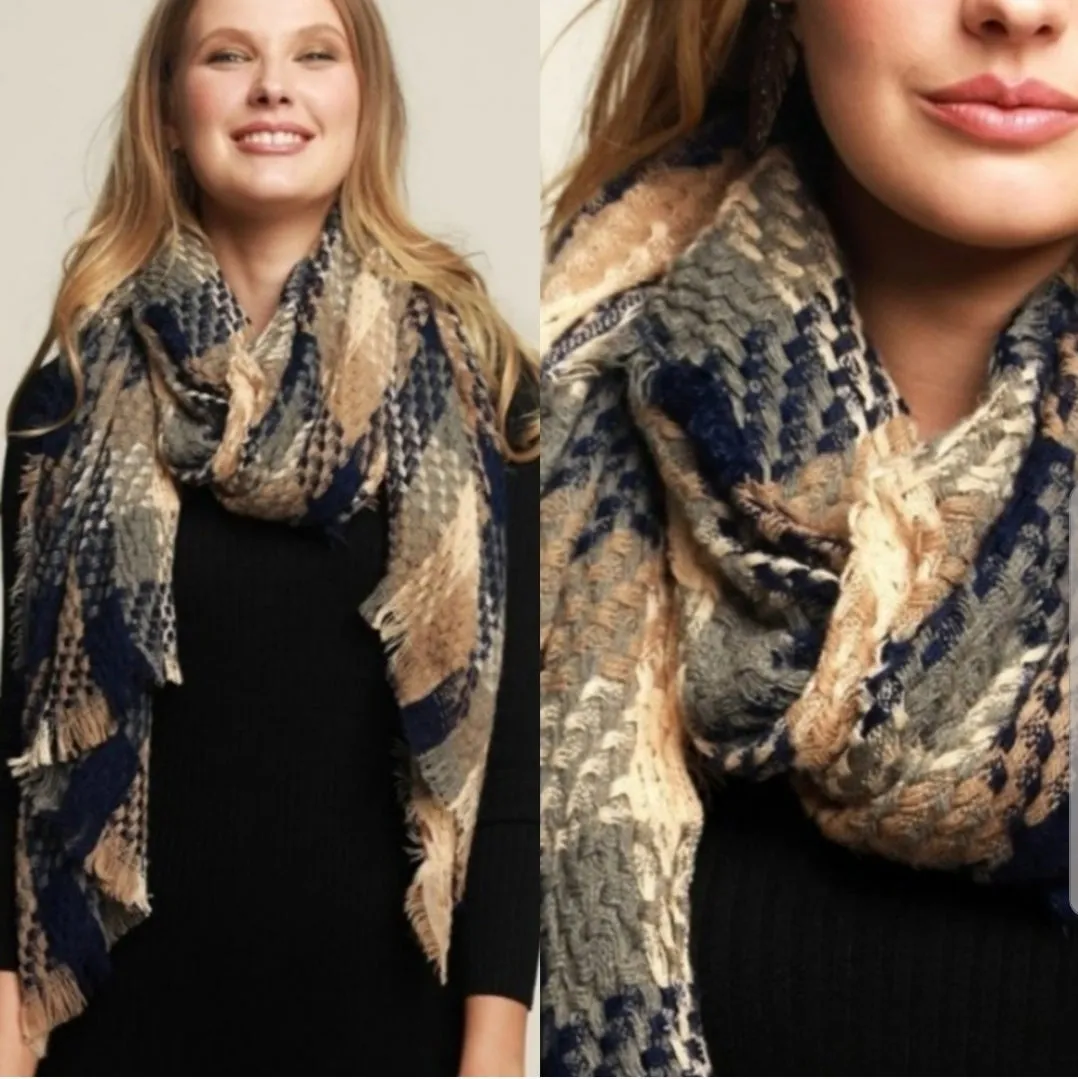 Woven Plaid Scarf